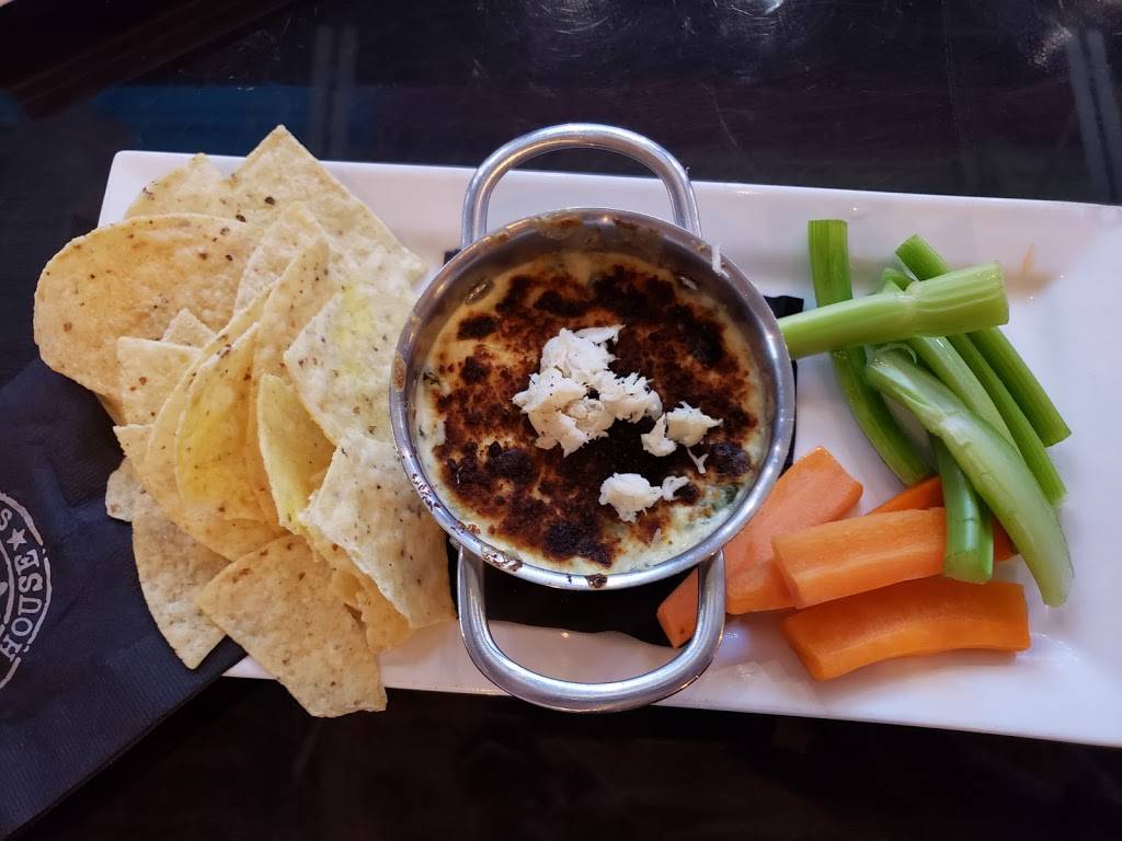 Johnny Blacks Public House | restaurant | 5171 Dixie Hwy, Waterford Twp, MI 48329, USA | 2485999001 OR +1 248-599-9001