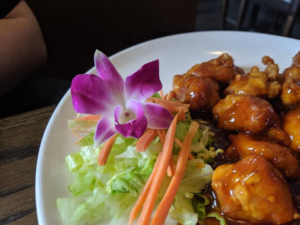 Sakura | restaurant | 809 Washington St, South Attleboro, MA 02703, USA | 5086395390 OR +1 508-639-5390