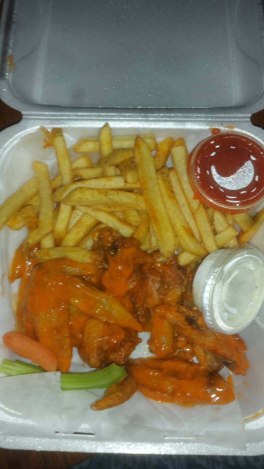 The Spot Bar & Grill | restaurant | 4578 Britt Rd, Tucker, GA 30084, USA | 7709345100 OR +1 770-934-5100