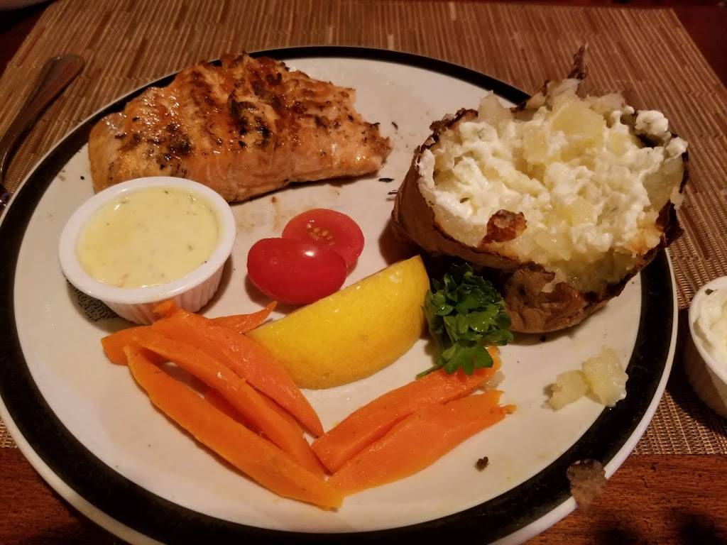 Pates Restaurant | restaurant | 1260 Main St, Chatham, MA 02633, USA | 5089459777 OR +1 508-945-9777