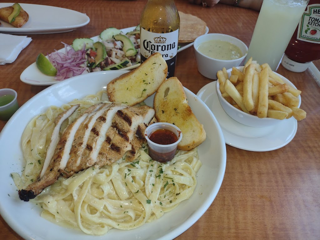 El Muelle Seafood 45 North | restaurant | 11230 North Fwy, Houston, TX 77037, USA | 2815068087 OR +1 281-506-8087