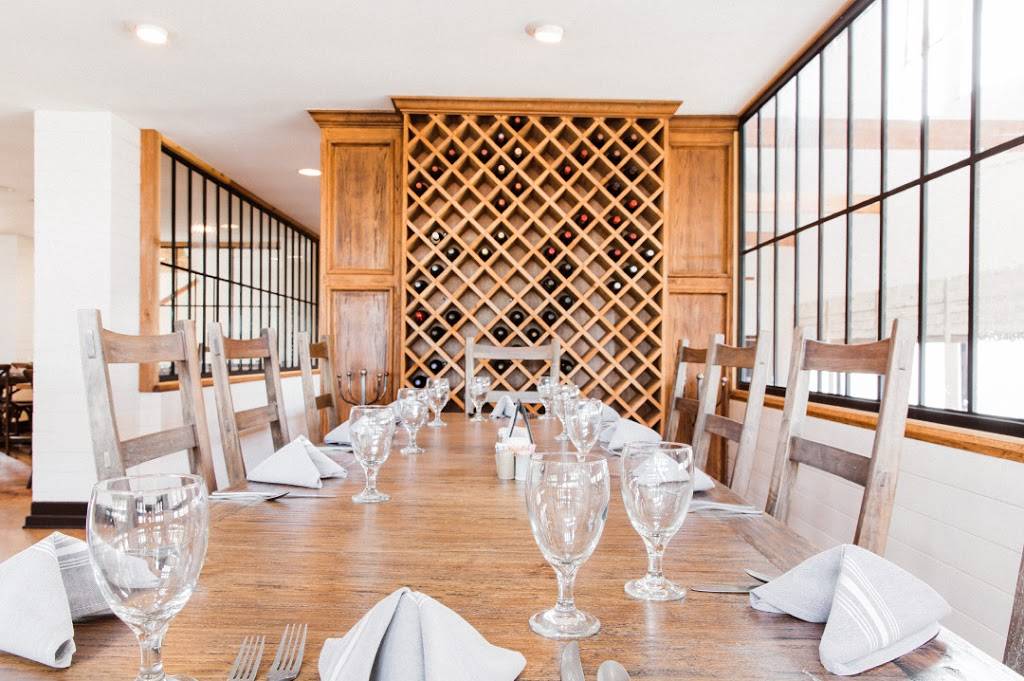 Hillside Boutique Hotel | restaurant | 1651 US-90, Castroville, TX 78009, USA | 8305383200 OR +1 830-538-3200