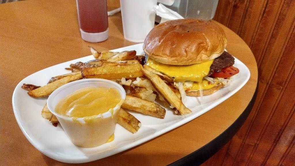 Damenzo’s Pizza | restaurant | 901 W 35th St, Chicago, IL 60609, USA | 7735791995 OR +1 773-579-1995