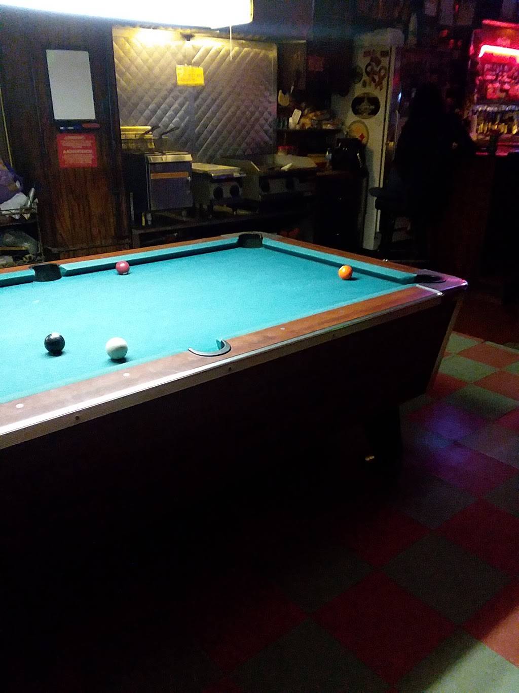 Dicks Sports Bar and Pitcairn Grill | restaurant | 422 Broadway Blvd, Pitcairn, PA 15140, USA | 4123726710 OR +1 412-372-6710