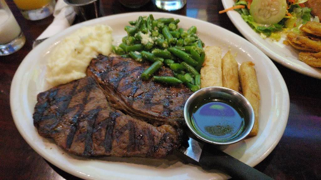 Casa Colombia | restaurant | 2409 E 7th St, Austin, TX 78702, USA | 5124959425 OR +1 512-495-9425