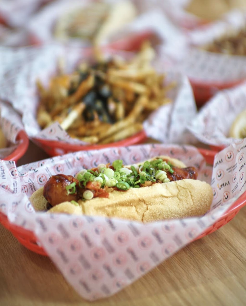 Umai Savory Hot Dogs | restaurant | 9301 Tampa Ave FC5, Northridge, CA 91324, USA | 8186710373 OR +1 818-671-0373