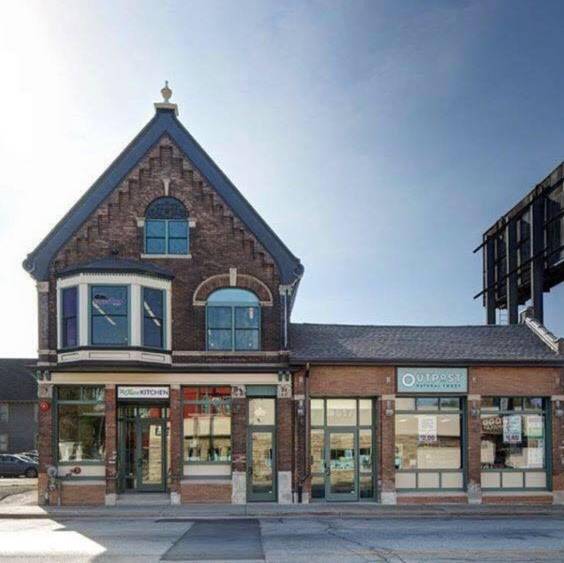 The Juice Kitchen | restaurant | 1617 W North Ave, Milwaukee, WI 53205, USA | 4148978635 OR +1 414-897-8635