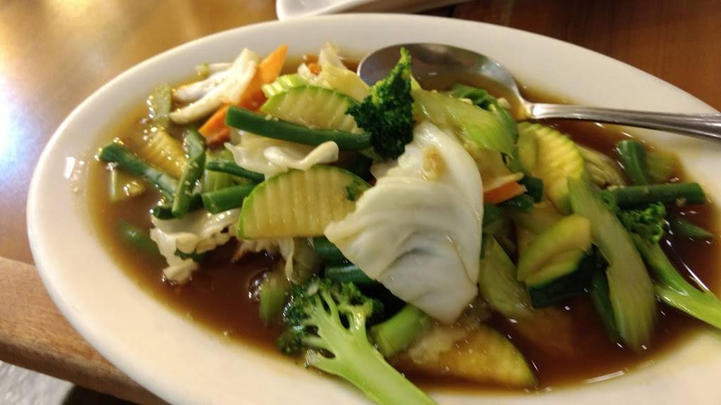 Bangkok Paradise | restaurant | 3344 N Texas St a, Fairfield, CA 94533, USA | 7074348424 OR +1 707-434-8424