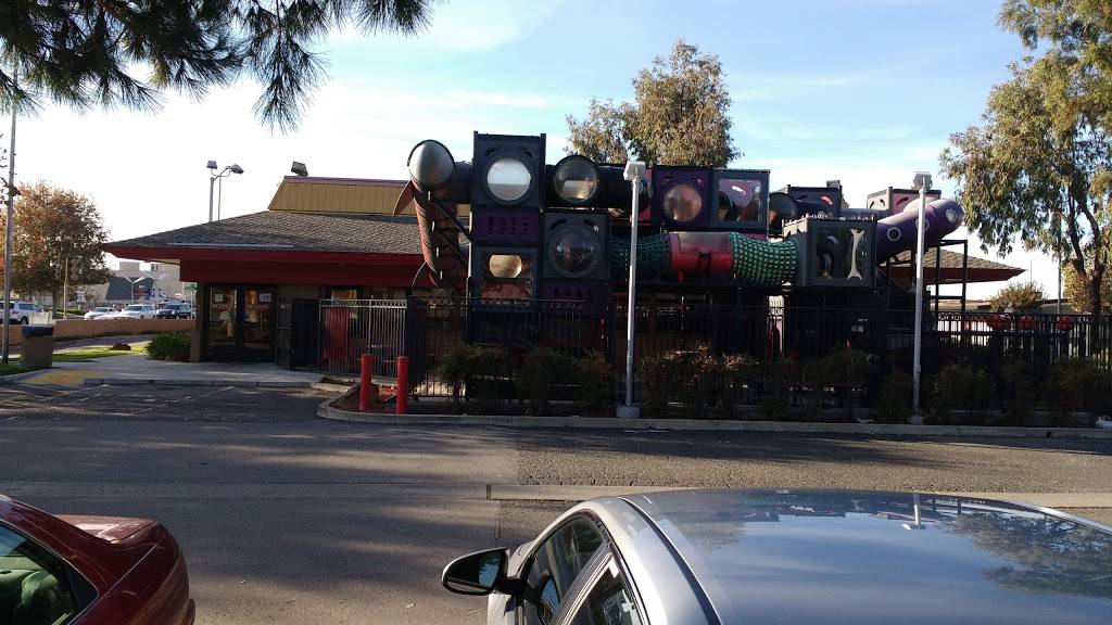 Carls Jr. | restaurant | 37000 Fremont Blvd, Fremont, CA 94536, USA | 5104932359 OR +1 510-493-2359