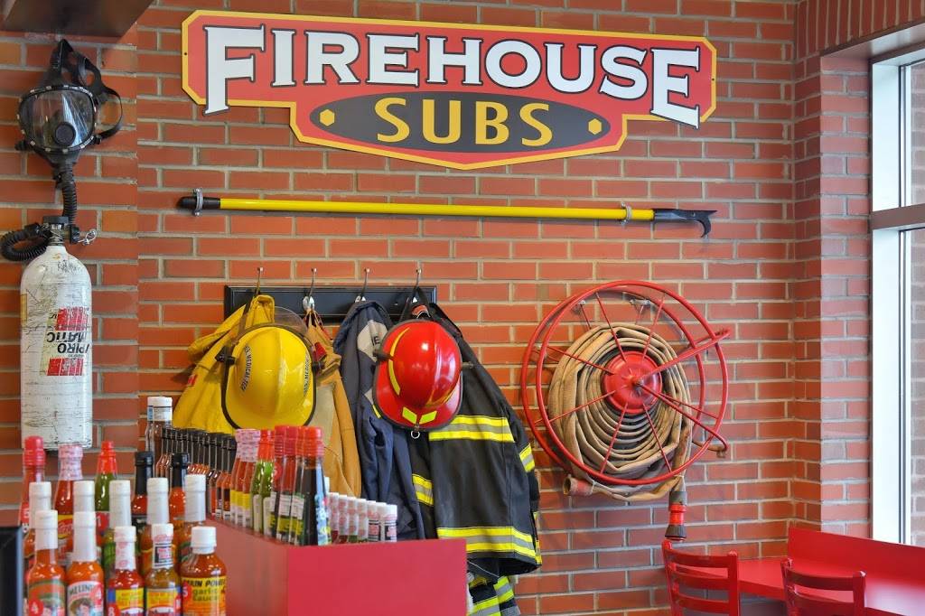 Firehouse Subs | restaurant | 200 Green Ln E E, East Gwillimbury, ON L9N 0K4, Canada | 9058303473 OR +1 905-830-3473