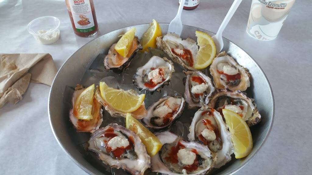 Stinkin Crawfish of Whittier | restaurant | 10807 Beverly Blvd g, Whittier, CA 90601, USA | 5624568088 OR +1 562-456-8088