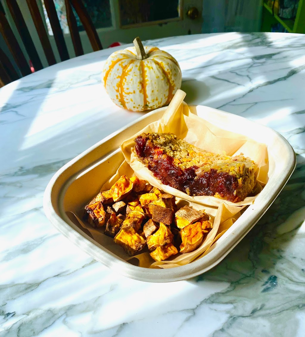 Essential Kitchen & Essential Kitchen Cafe | restaurant | 1405 Hunt Club Rd, Gurnee, IL 60031, USA | 2248481999 OR +1 224-848-1999