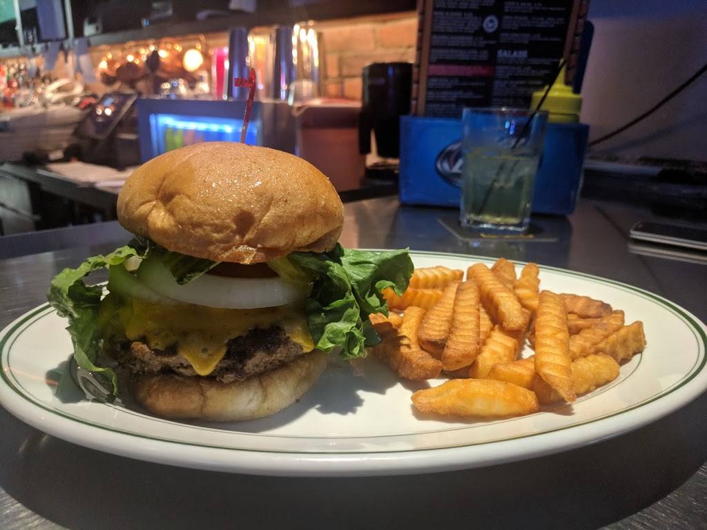 Kippys Place | restaurant | 364 NW Main St, Elkhart, IA 50073, USA | 5153673104 OR +1 515-367-3104