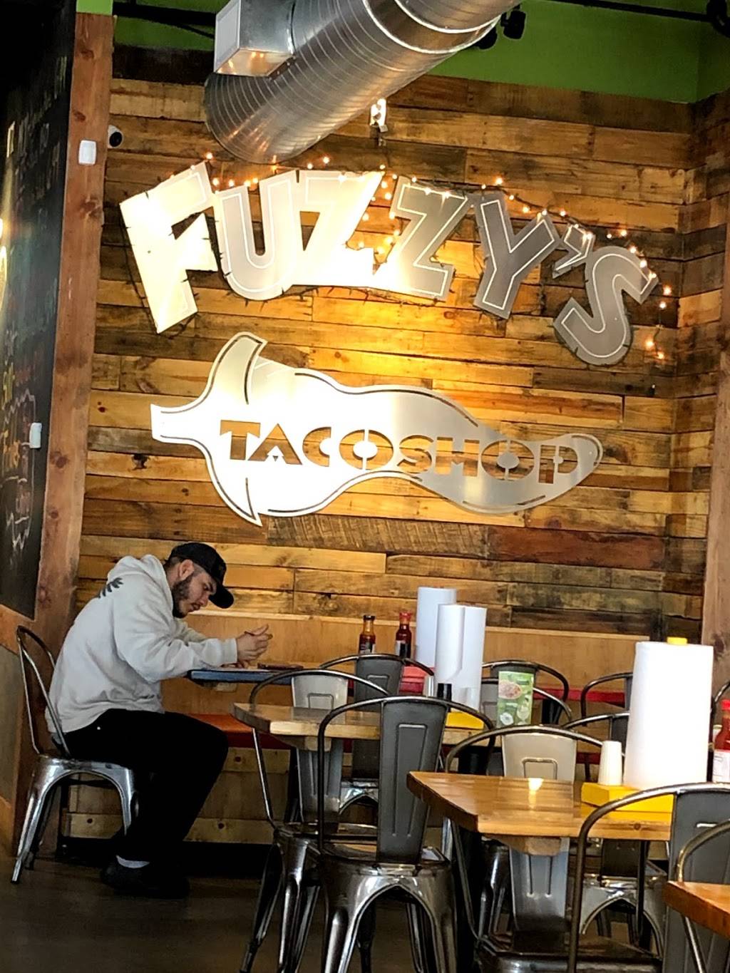 Fuzzys Taco Shop | restaurant | 6760 Abrams Rd #101, Dallas, TX 75231, USA | 4692480601 OR +1 469-248-0601