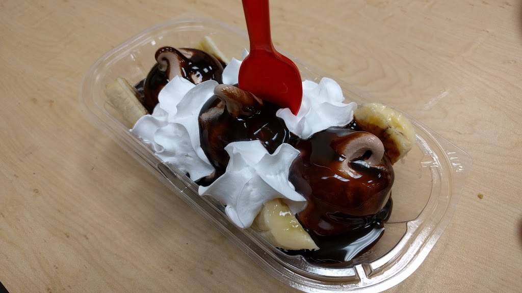 Dairy Queen | restaurant | 117 N Washington Hwy, Ashland, VA 23005, USA | 8047986066 OR +1 804-798-6066