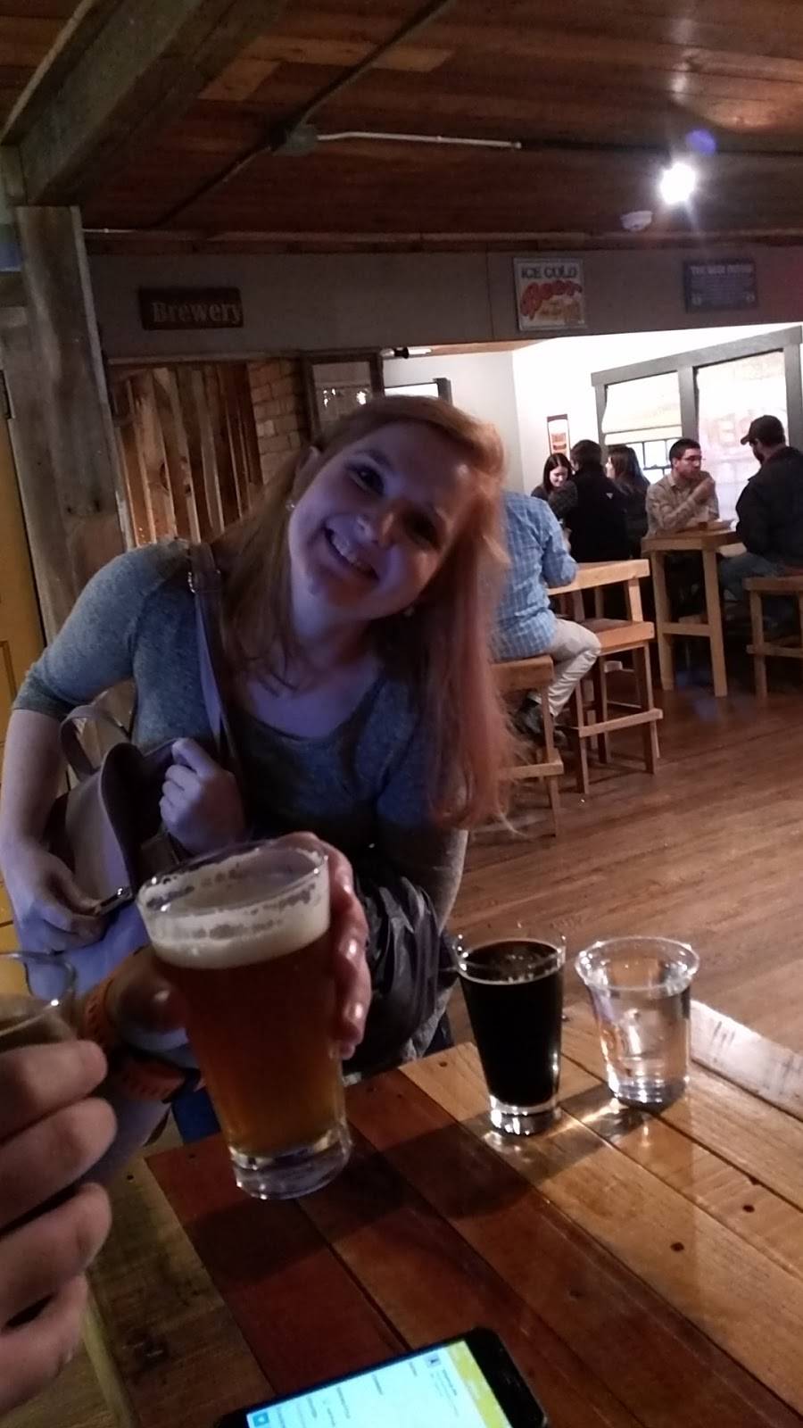 Ole Shed Brewing Taproom | restaurant | 516 E Carroll St, Tullahoma, TN 37388, USA | 9314228820 OR +1 931-422-8820