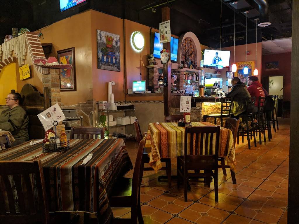 AZ-T-CA Mexican Grill | restaurant | 2753 Chatham Rd, Springfield, IL 62704, USA | 2175466906 OR +1 217-546-6906
