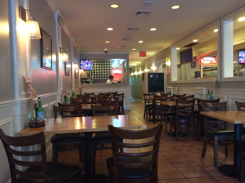 Gerardos Pizzeria & Restaurant | cafe | 454 E Main St, Mt Kisco, NY 10549, USA | 9147330221 OR +1 914-733-0221