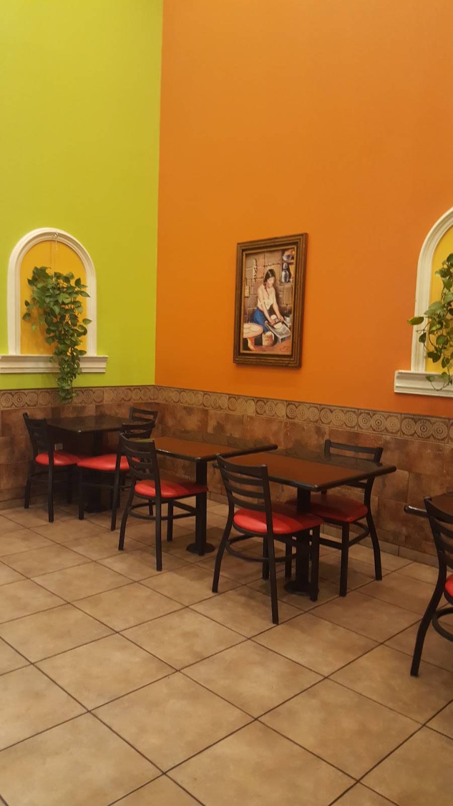 Robertos Taco Shop | restaurant | 6320 Simmons St, North Las Vegas, NV 89031, USA | 7025152513 OR +1 702-515-2513