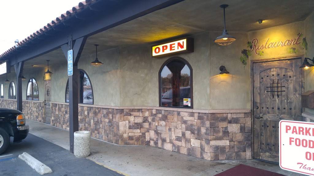 Mama Cozzas | restaurant | 2170 W Ball Rd, Anaheim, CA 92804, USA | 7146350063 OR +1 714-635-0063