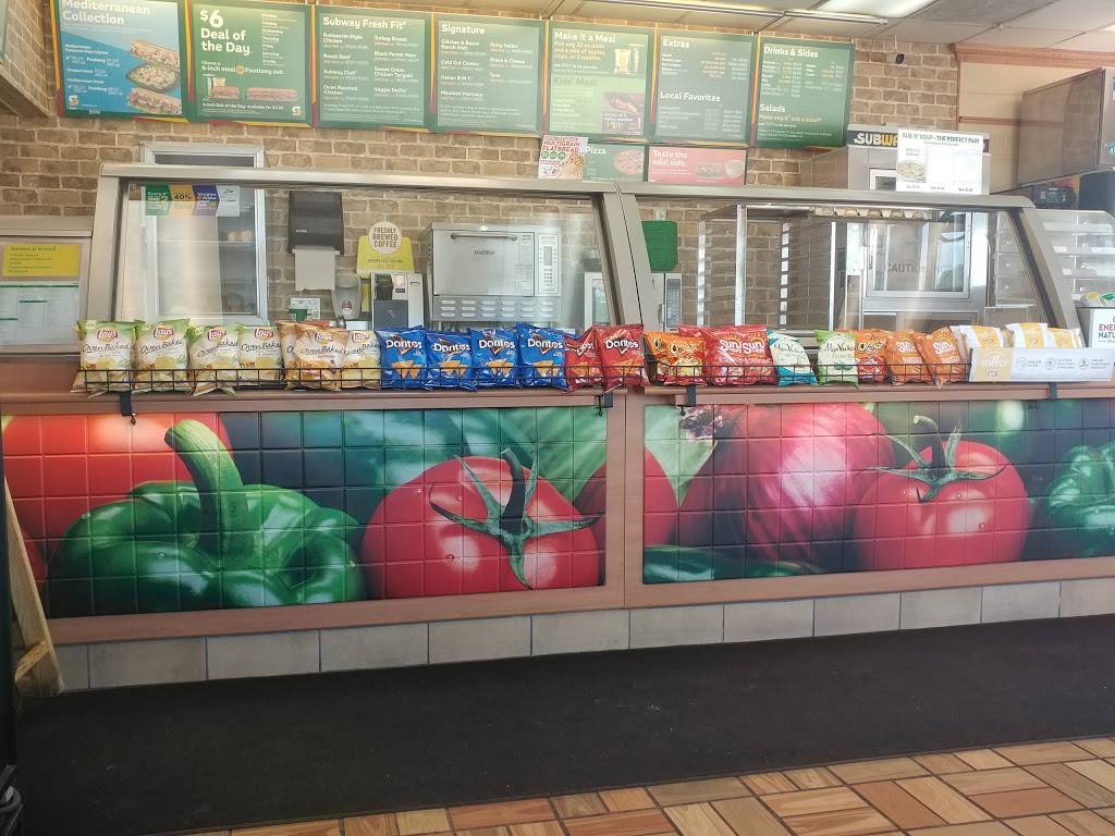 Subway Restaurants | restaurant | 201 S Rand Rd, Lake Zurich, IL 60047, USA | 8475409797 OR +1 847-540-9797
