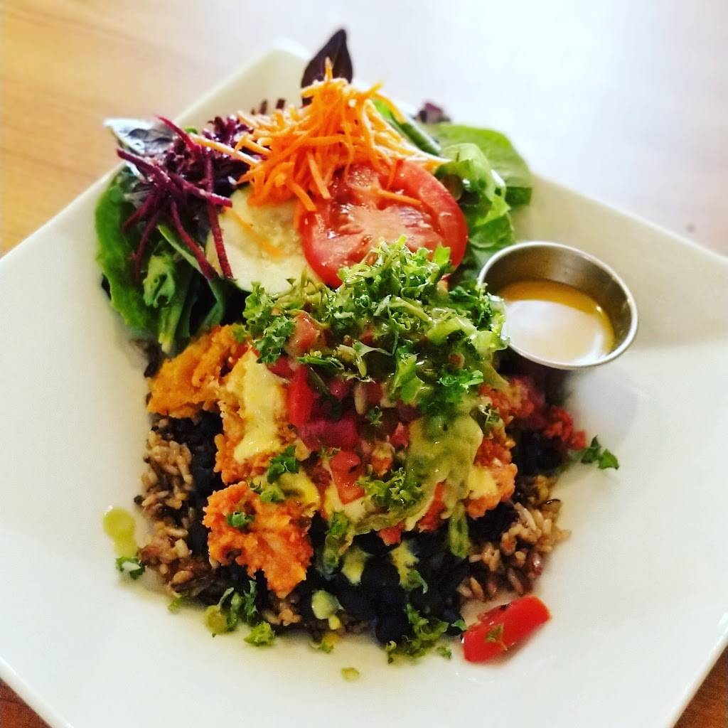 Stuff I Eat | restaurant | 114 N Market St, Inglewood, CA 90301, USA | 3106710115 OR +1 310-671-0115