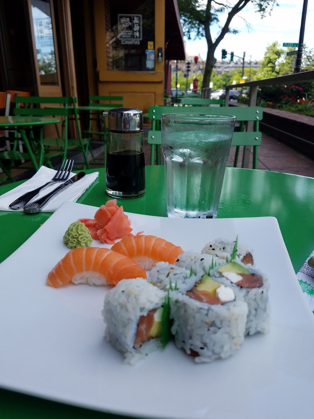 Billy Tse | restaurant | 240 Commercial Street, Boston, MA 02109, USA | 6172279990 OR +1 617-227-9990