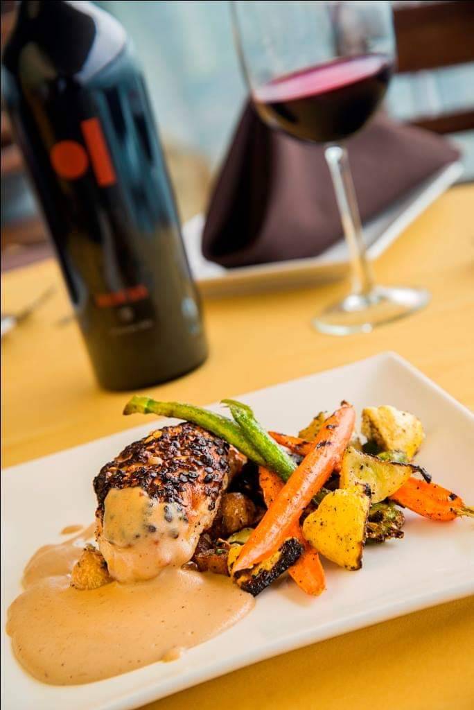 Restaurante Los Cristales | restaurant | Carretera Libre Tijuana, Escenica Ensenada - Tijuana Km. 35.16, Hermenegildo Cuenca Diaz, 22710 Rosarito, B.C., Mexico | 0446611120096 OR +52 1 661 112 0096