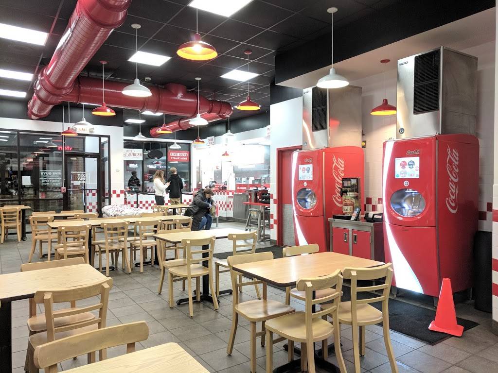 Five Guys | meal takeaway | 10 Cornerstone Square, Westford, MA 01886, USA | 9786926008 OR +1 978-692-6008