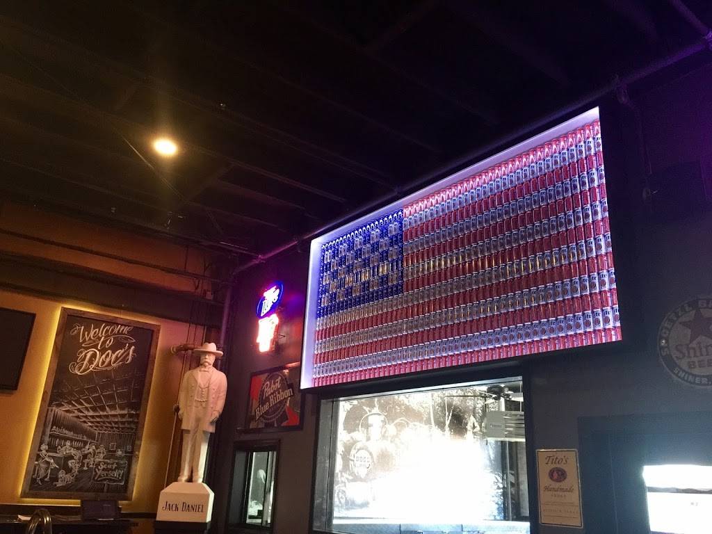 Docs Big City Saloon / Cameo Pizza | restaurant | 145 N Main St, Bowling Green, OH 43402, USA | 4193523774 OR +1 419-352-3774