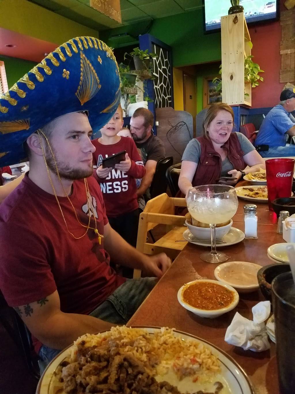 El Chile Poblano | restaurant | 3015 S 14th St, New Castle, IN 47362, USA | 7655293997 OR +1 765-529-3997