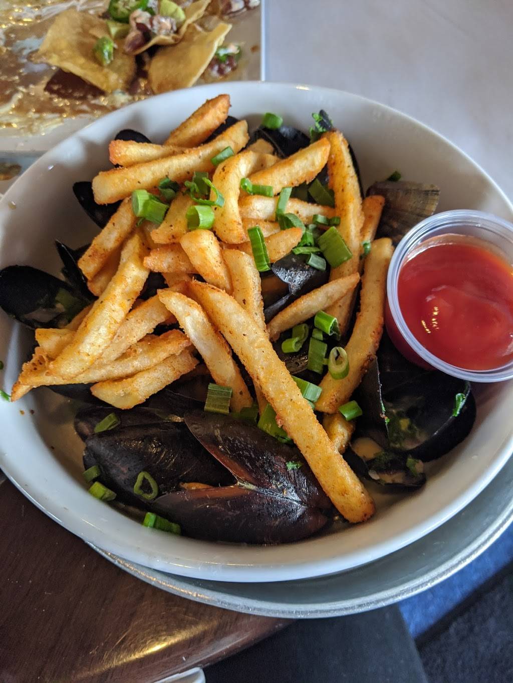 Big Mac & Little Lus Seafood | restaurant | 2851 W 120th Ave #300, Westminster, CO 80234, USA | 3034042722 OR +1 303-404-2722