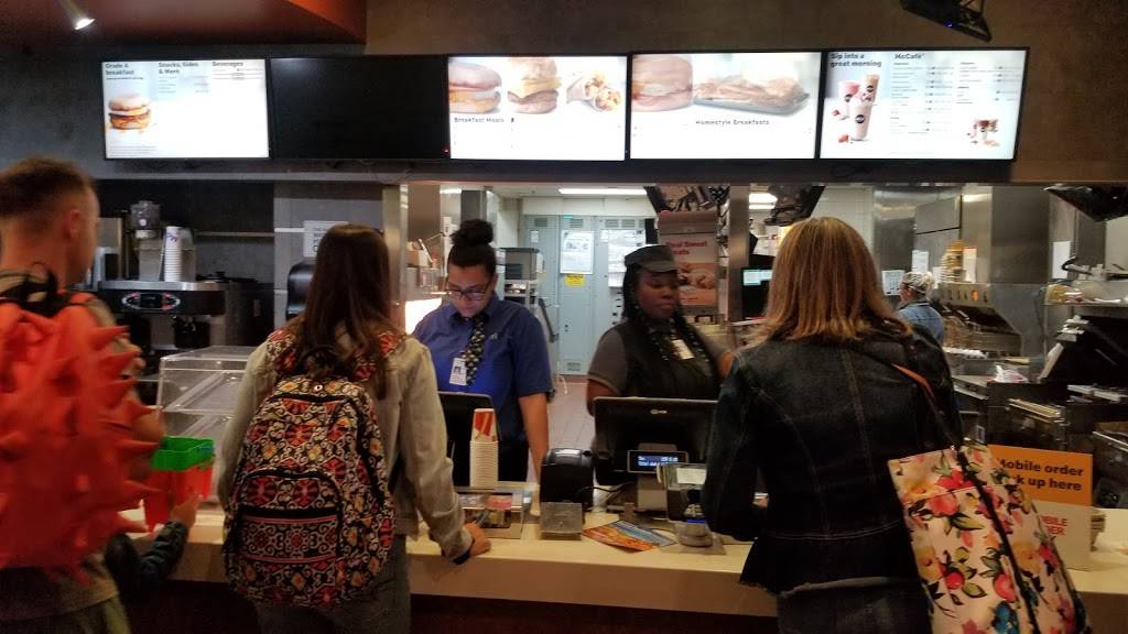 McDonalds | restaurant | North Terminal, near Gate D14, W G Rogell Dr, Detroit, MI 48242, USA | 7349415402 OR +1 734-941-5402