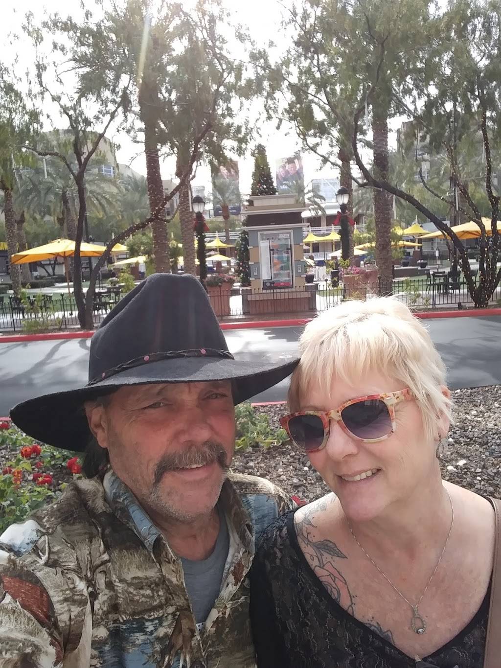 Jack in the Box | restaurant | 13738 W Bell Rd, Surprise, AZ 85374, USA | 6235441531 OR +1 623-544-1531