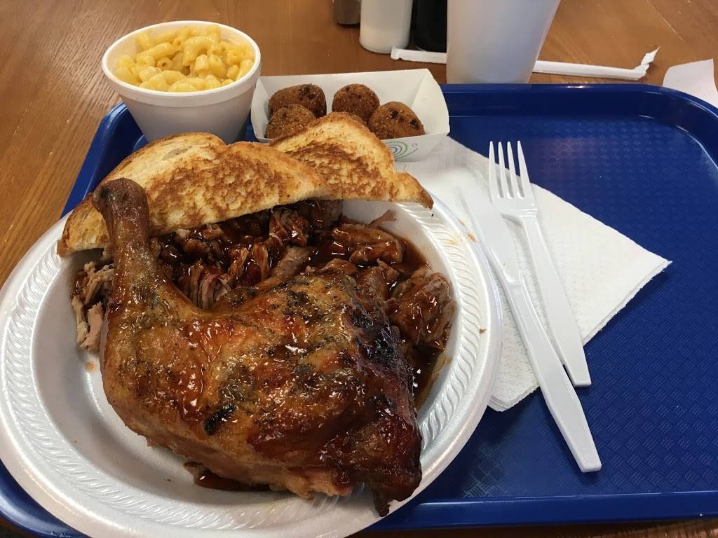 Beaugards Southern Bar "B" Que | restaurant | 975 S South St, Wilmington, OH 45177, USA | 9376558100 OR +1 937-655-8100