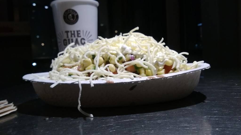 Chipotle Mexican Grill | restaurant | 2388 S Oneida St Ste 300, Ashwaubenon, WI 54304, USA | 9204970216 OR +1 920-497-0216