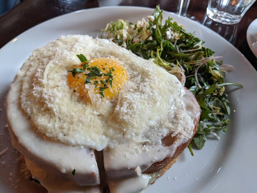 Luc | restaurant | 2800 E Madison St, Seattle, WA 98112, USA | 2063286645 OR +1 206-328-6645