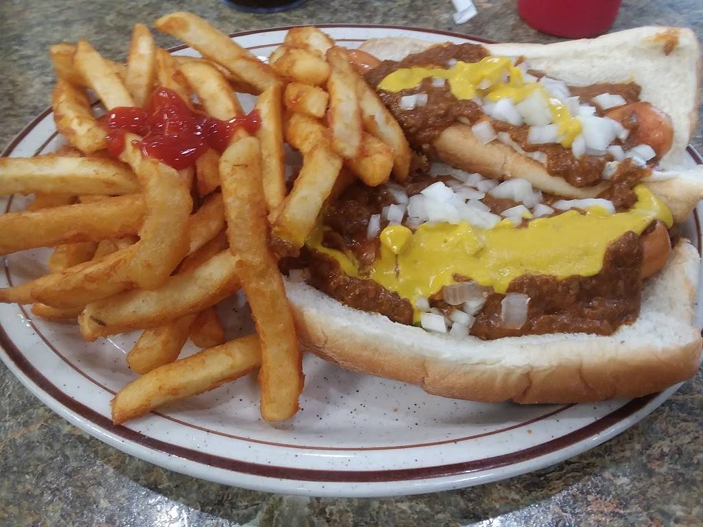 Classic Coney Grill | restaurant | 24041 Dequindre Rd, Hazel Park, MI 48030, USA | 2485842220 OR +1 248-584-2220