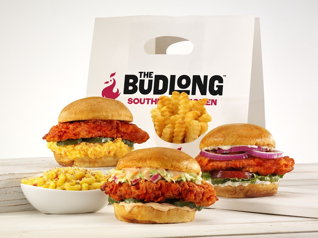 Craveworthy Kitchen at Lakeview | restaurant | 3332 N Broadway, Chicago, IL 60657, USA | 7738885000 OR +1 773-888-5000