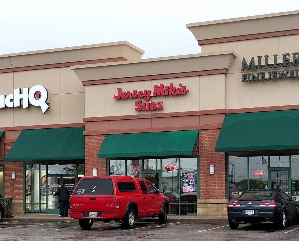 Jersey Mikes Subs | meal takeaway | 2508 State Hwy K, OFallon, MO 63368, USA | 6362948900 OR +1 636-294-8900
