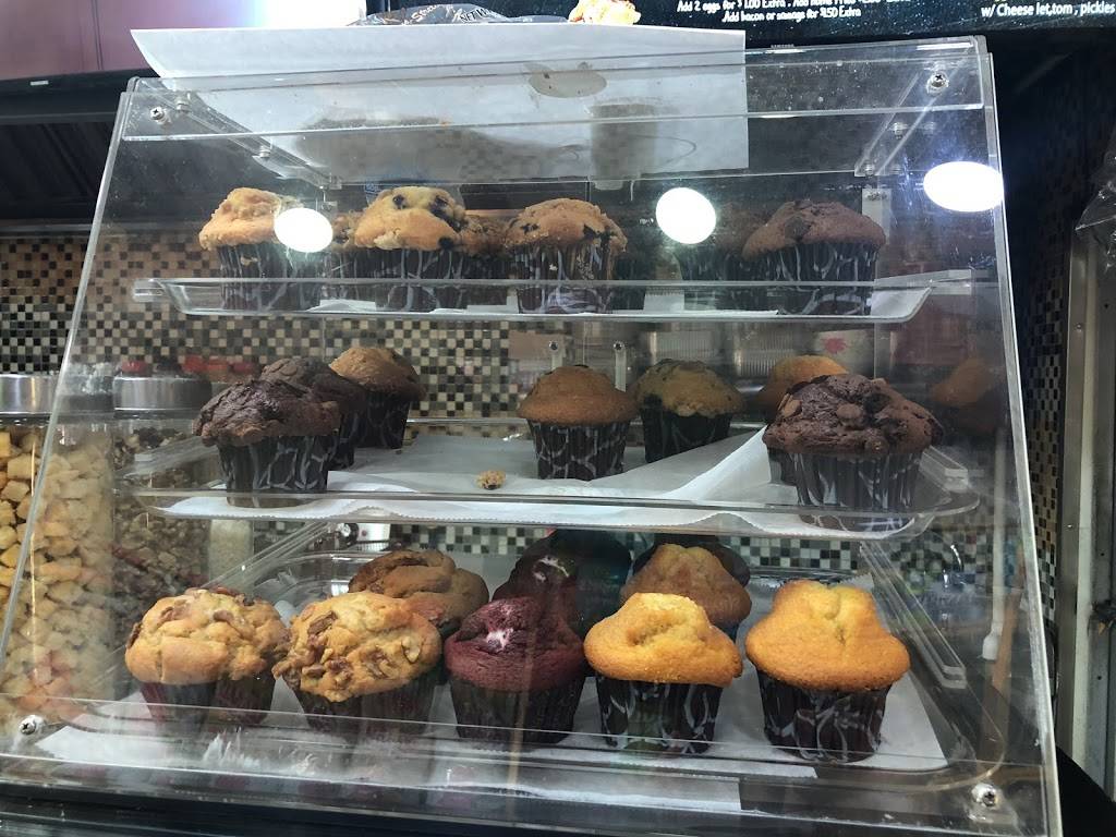 Peter Cooper Village Deli | restaurant | 375 1st Avenue, New York, NY 10010, USA | 6467264641 OR +1 646-726-4641