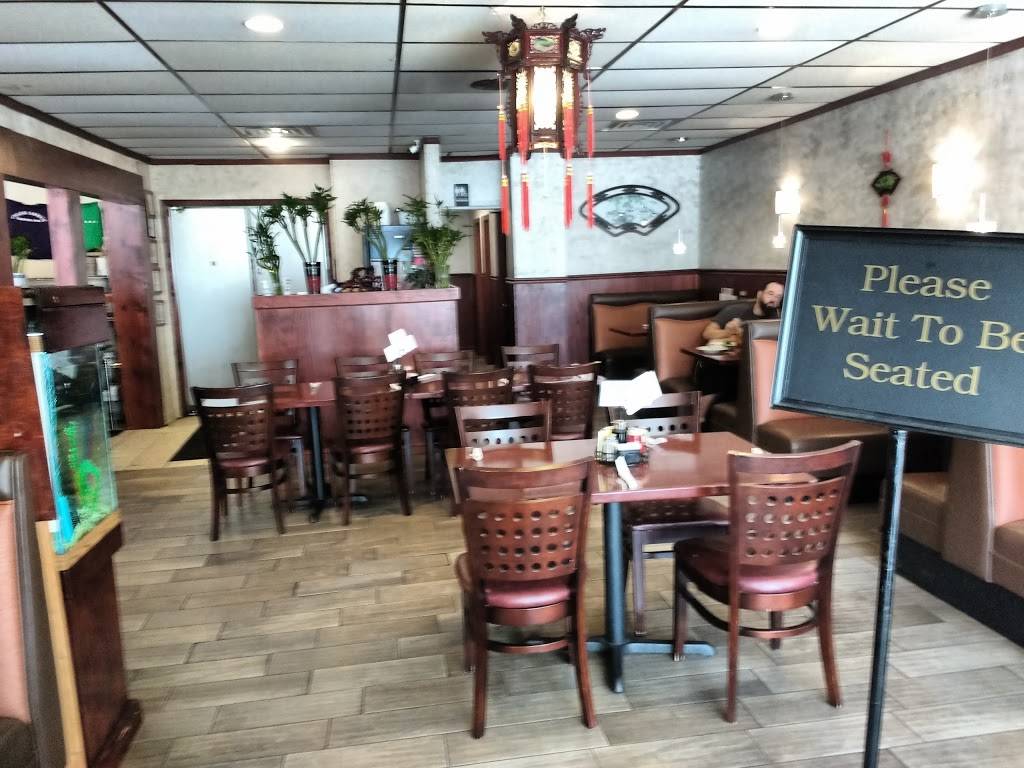 Chuong Garden Chinese Restaurant | restaurant | 118 E Main St, Manchester, IA 52057, USA | 5639272353 OR +1 563-927-2353