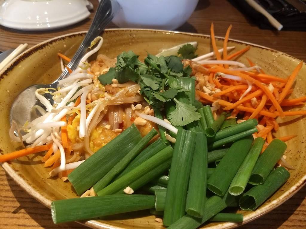 P.F. Changs | restaurant | 827 Brandon Town Center Dr, Brandon, FL 33511, USA | 8135307120 OR +1 813-530-7120