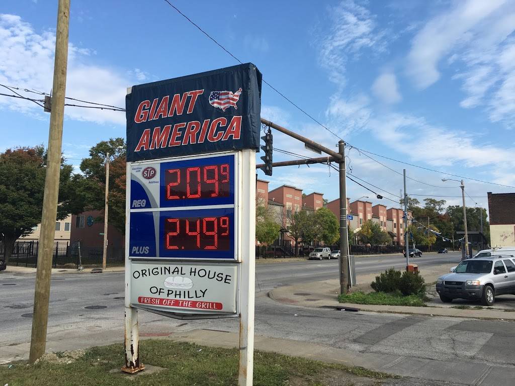 Marathon | restaurant | 12436 Euclid Ave, Cleveland, OH 44106, USA | 2162312406 OR +1 216-231-2406