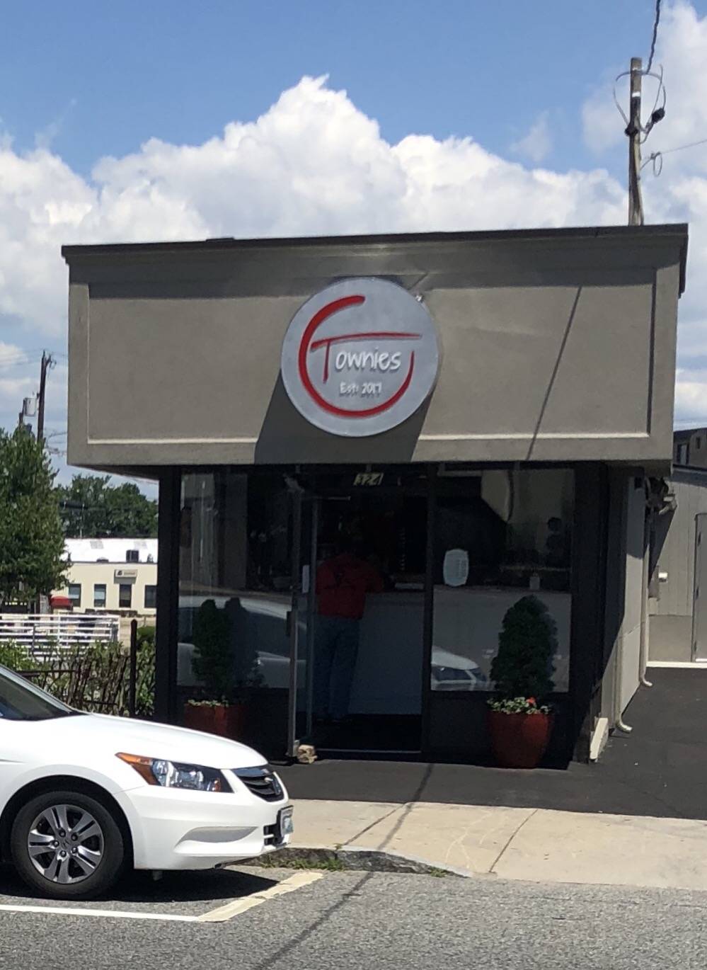 Townies Feel Good Food | restaurant | 324 Waterman Ave, East Providence, RI 02914, USA | 4014730011 OR +1 401-473-0011