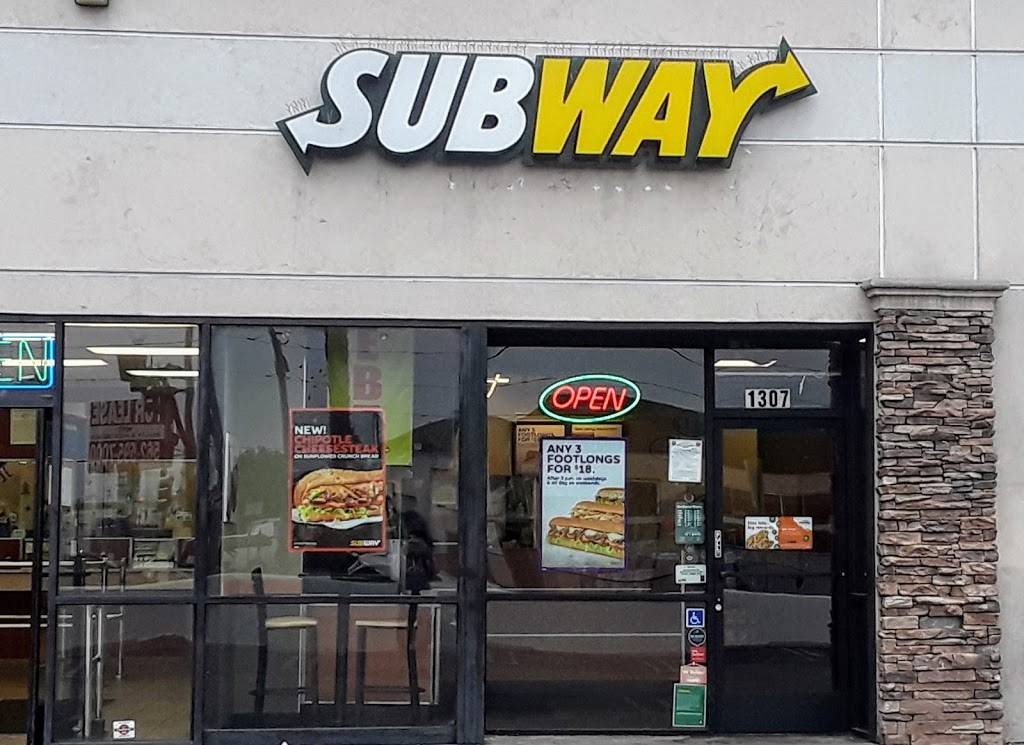 Subway Restaurants | restaurant | 807 E Anaheim St, Long Beach, CA 90813, USA | 5625993900 OR +1 562-599-3900