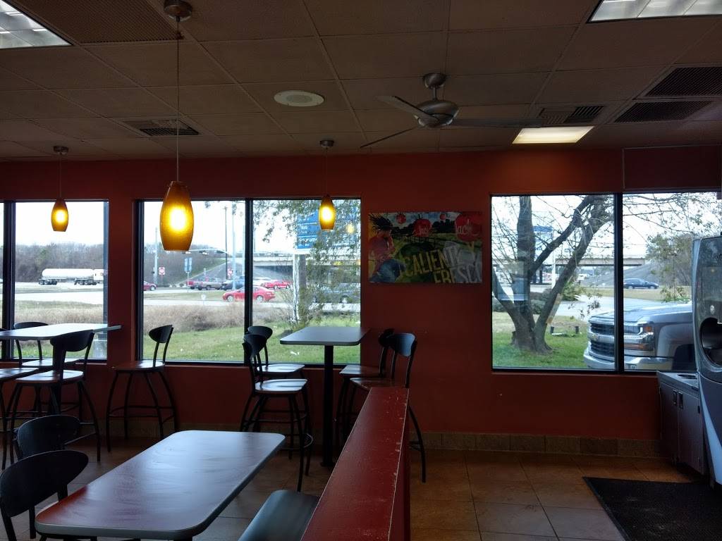 Jack in the Box | restaurant | 8832 TX-146, Baytown, TX 77523, USA | 2813837363 OR +1 281-383-7363