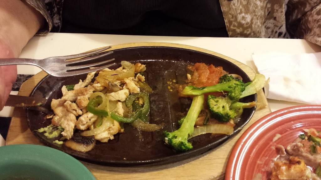 El Tarasco | restaurant | 214 Portland Way N, Galion, OH 44833, USA | 4197777403 OR +1 419-777-7403