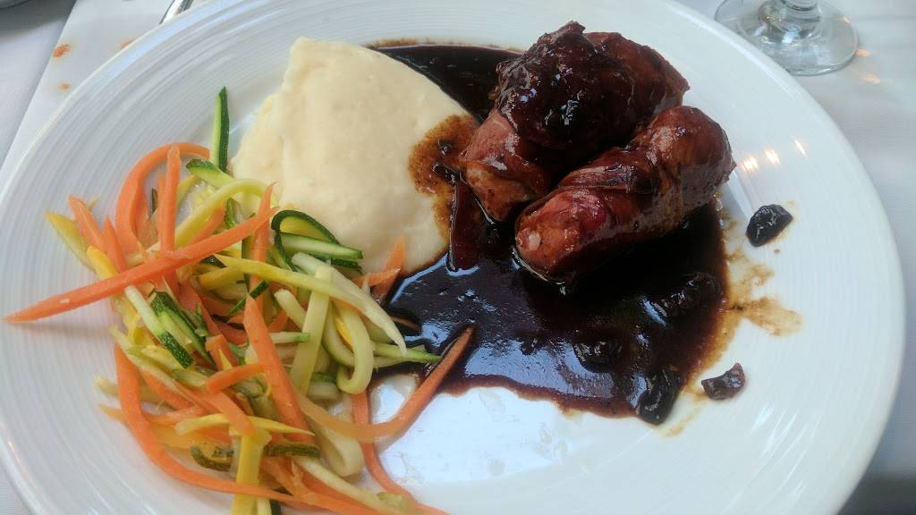 The Pearl Room | restaurant | 8518 3rd Ave, Brooklyn, NY 11209, USA | 7188336666 OR +1 718-833-6666