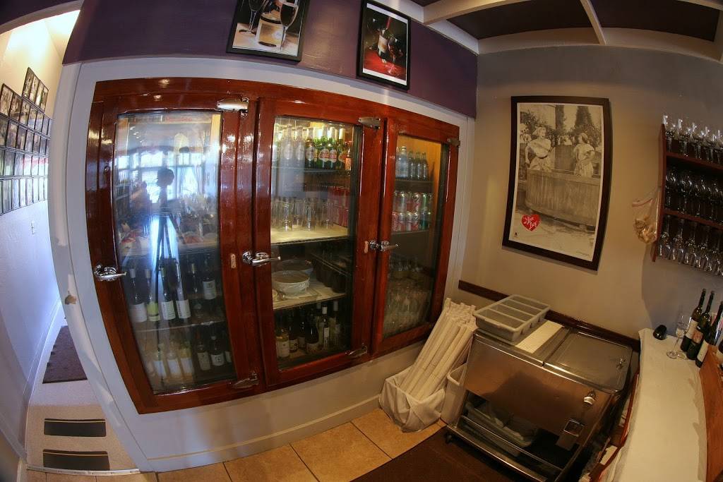 Giannfrancos Trattoria | cafe | 666 Linden Ave, Carpinteria, CA 93013, USA | 8056840720 OR +1 805-684-0720